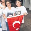 Brezilyalı kadınların Engin Akyürek günü