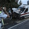 Şişli'de hasta taşıyan ambulansın kaza yapması sonucu 6 kişi yaralandı Şişli'de hasta taşıyan ambulansın kaza yapması sonucu 6 kişi yaralandı
