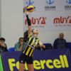 Fenerbahçe-Galatasaray maçında olay çıktı Fenerbahçe-Galatasaray maçında olay çıktı