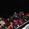 Kuşadası'nda can pazarı: 36’sı çocuk 69 kaçak göçmen son anda kurtarıldı