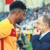 Galatasaray'da Ryan Donk görüşme odasına! Galatasaray'da Ryan Donk görüşme odasına!