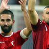 Burak Yılmaz da bırakmak istedi! Burak Yılmaz da bırakmak istedi!