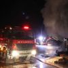 Tavuk çiftliğinde yangın çıktı, 1000'e yakın tavuk telef oldu Tavuk çiftliğinde yangın çıktı, 1000'e yakın tavuk telef oldu