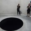 Böylesi görülmedi… Sanat eserinden düştü