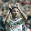 Gökhan Gönül Beşiktaş'ta kaldı