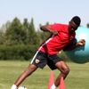 Bernard Mensah: "Ben savaşmaya hazırım" Bernard Mensah: "Ben savaşmaya hazırım"
