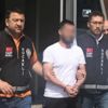 İşten çıkarılan işçi, arkadaşlarına kurşun yağdırdı