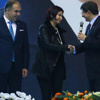 İzmir‘de MHP‘li Başkan AK Parti‘ye geçti İzmir‘de MHP‘li Başkan AK Parti‘ye geçti