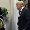 Trump, özel kalem müdürünün görevden ayrılacağını duyurdu Trump, özel kalem müdürünün görevden ayrılacağını duyurdu