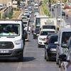 Bodrum'da araçlar 4 km'lik yolu 45 dakikada geçti Bodrum'da araçlar 4 km'lik yolu 45 dakikada geçti