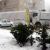 Sur'a yürümek isteyen gruba polis müdahalesi