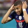 Penaltı kaçıran Mbappe bunalıma girdi