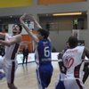 Uşak'tan Anadolu Efes'e darbe Uşak'tan Anadolu Efes'e darbe