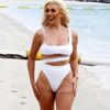 İngiliz güzel Chloe Ferry, yeni kalça estetiği yaptırdıktan ... İngiliz güzel Chloe Ferry, yeni kalça estetiği yaptırdıktan ...