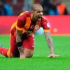 Aslanlara müjde: Melo gitmiyor Aslanlara müjde: Melo gitmiyor