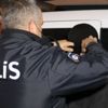 Polisi görünce kaçan şüpheliler yakalandı Polisi görünce kaçan şüpheliler yakalandı