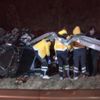 Kontrolden çıkan otomobil yol kenarına uçtu: 2 yaralı Kontrolden çıkan otomobil yol kenarına uçtu: 2 yaralı