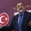 Oktay Vural: ''Sen nasıl din adamısın?''
