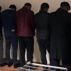 Ankara'da "masaj salonu"na yapılan fuhuş baskınında 4'ü kadın 17 kişi gözaltına alındı Ankara'da "masaj salonu"na yapılan fuhuş baskınında 4'ü kadın 17 kişi gözaltına alındı