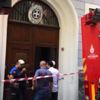 Yunanistan'ın İstanbul Başkonsolosluğu binasından dumanlar yükseliyor