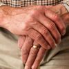 Parkinson erkeklerde daha sık görülüyor Parkinson erkeklerde daha sık görülüyor