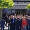 Macron Trump'ı es geçip elini en son sıktı Macron Trump'ı es geçip elini en son sıktı
