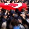 Diyarbakır'da yaralanan polis şehit oldu Diyarbakır'da yaralanan polis şehit oldu