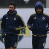 Diego ve Van Persie ayrı çalıştı