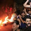 Irak’ta kaos sürüyor, göstericiler parti binalarını basmaya başladı