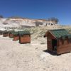 Kayalara oyuklar açtırıp ‘köpek köyü’ kurdu Kayalara oyuklar açtırıp ‘köpek köyü’ kurdu