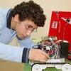 Trabzonlu genç akıllı robot üretti Trabzonlu genç akıllı robot üretti