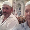 Cem Yılmaz takke taktı poz verdi