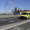 Londra'da bir fuar alanı 4 bin yataklı hastaneye çevriliyor