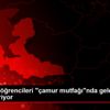 Anaokulu öğrencileri "çamur mutfağı"nda geleceklerini ... Anaokulu öğrencileri "çamur mutfağı"nda geleceklerini ...