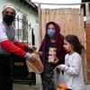 Düzenledikleri kampanyayla karantinadakilere yemek ...