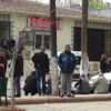 Cami bahçesinde iskele altında kaldı Cami bahçesinde iskele altında kaldı