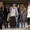 Nuran konağa yerleşiyor