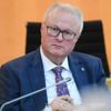 Rothschild ailesine yakınlığıyla bilinen Alman Maliye Bakanı Thomas Schaefer suikaste mi kurban gitti?