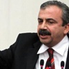 Sırrı Süreyya'dan düğün açıklaması: 500 bin değil, 40 bin lira Sırrı Süreyya'dan düğün açıklaması: 500 bin değil, 40 bin lira
