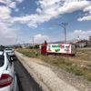 Arı sokunca bayılan TIR şoförü kaza yaptı Arı sokunca bayılan TIR şoförü kaza yaptı