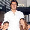 İbrahim Kutluay çocuklarıyla AVM turunda İbrahim Kutluay çocuklarıyla AVM turunda