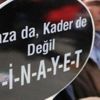 İskeleden düşen işçinin cenazesi bakanlık müfettişi için 2 saat yerde bekletildi İskeleden düşen işçinin cenazesi bakanlık müfettişi için 2 saat yerde bekletildi