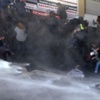 Diyarbakır’da Sur’a yürümek isteyen gruba polis müdahalesi