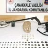 Çanakkale'de sikke ve tarihi nitelikli objeler ele geçirildi Çanakkale'de sikke ve tarihi nitelikli objeler ele geçirildi