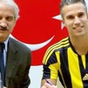Fenerbahçe Robin Van Persie ile sözleşme imzaladı