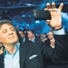 Önce selfie çekti sonra gösterdi Önce selfie çekti sonra gösterdi