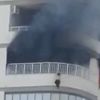 Yangında balkondan düşerek hayatını kaybeden kadın için itfaiye amiri görevden alındı Yangında balkondan düşerek hayatını kaybeden kadın için itfaiye amiri görevden alındı