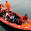 Çeşme'de 61 sığınmacı yakalandı Çeşme'de 61 sığınmacı yakalandı