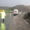 Ters devrilen otomobilden yaralı olarak kurtuldu Ters devrilen otomobilden yaralı olarak kurtuldu