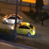 Kaza yaptıkları arabayı bırakıp, durdurdukları taksi ile kaçtılar Kaza yaptıkları arabayı bırakıp, durdurdukları taksi ile kaçtılar